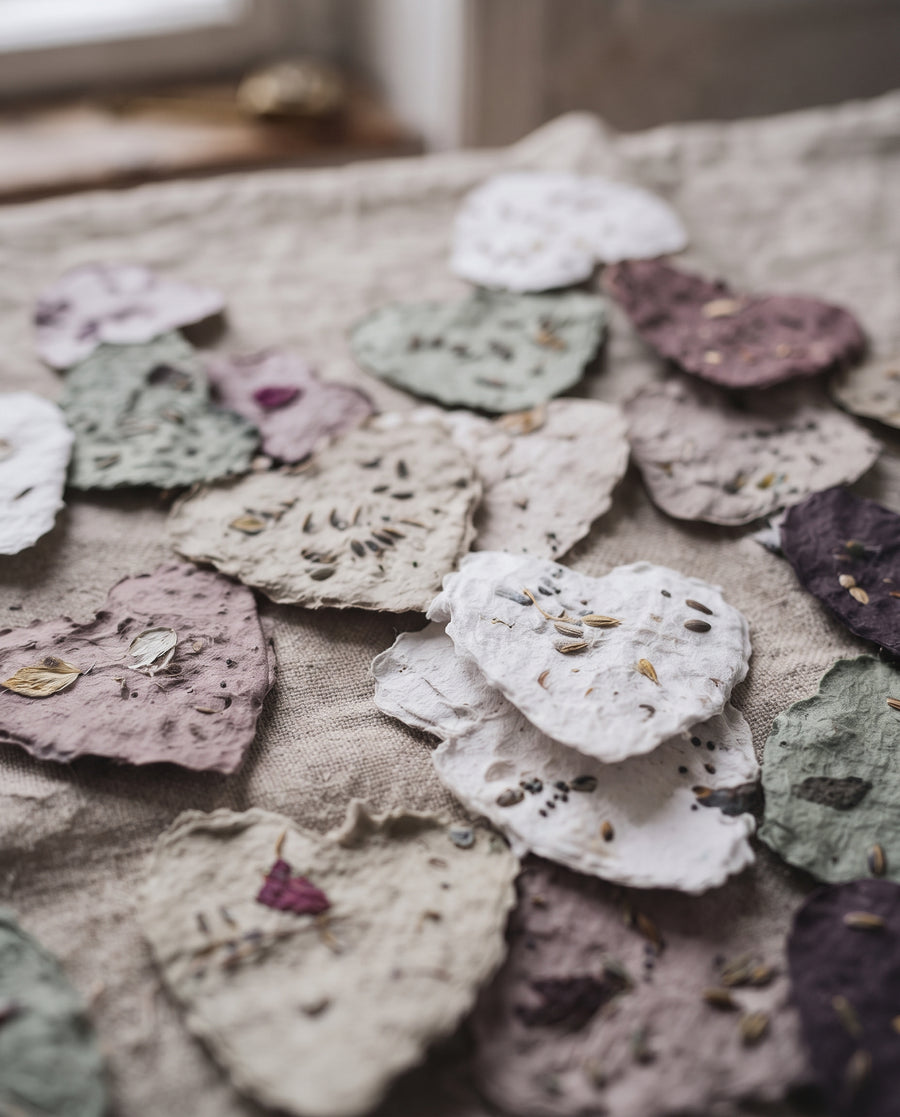 Saatpapier-Herzen, 50 Stück, Handgeschöpftes Papier mit Wildblumensamen, Ansicht 2